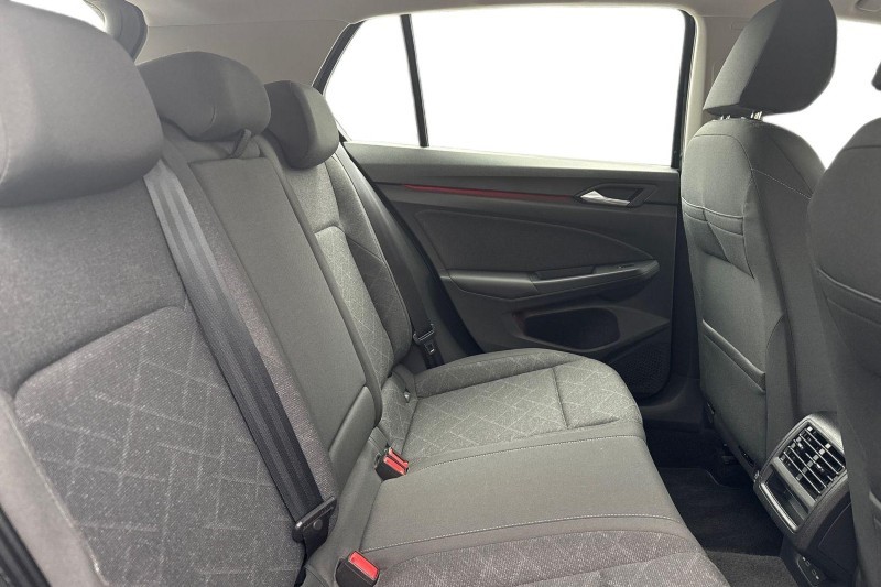 Used Volkswagen Golf 2023 for sale - 76981299: Photo 4