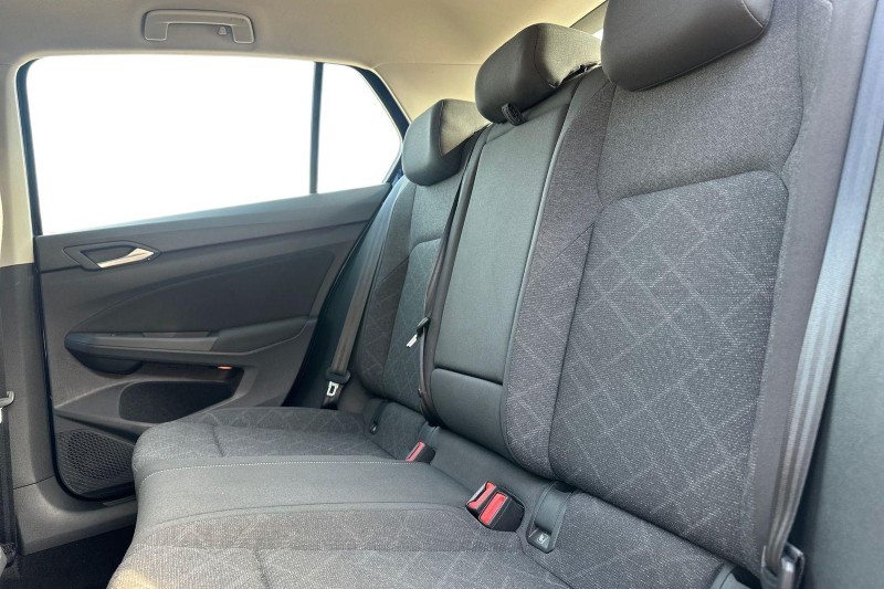 Used Volkswagen Golf 2022 for sale - 77973642: Photo 4