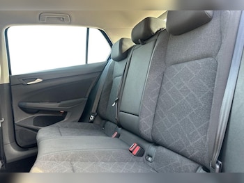 Used Volkswagen Golf 2022 for sale - 77973642: Photo