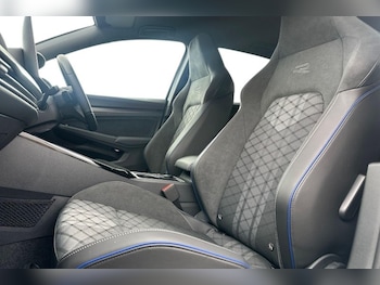 Used Volkswagen Golf 2026 for sale - 78555640: Photo