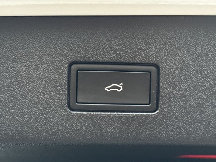 Used Volkswagen Touran 2025 for sale - 77033021: Photo 36