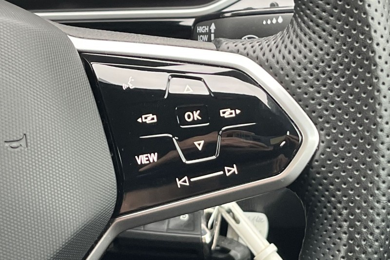 Used Volkswagen T-Roc 2022 for sale - 76981388: Photo 19