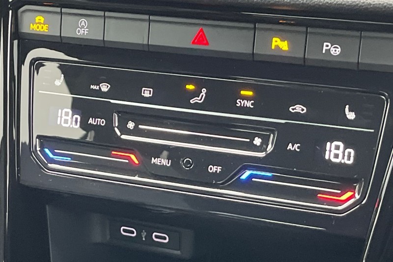 Used Volkswagen T-Roc 2022 for sale - 76981388: Photo 26