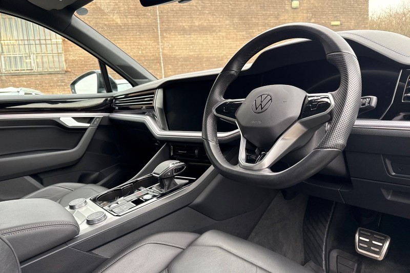 Used Volkswagen Touareg 2023 for sale - 77326437: Photo 11