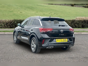 Used Volkswagen T-Roc 2025 for sale - 79053878: Photo
