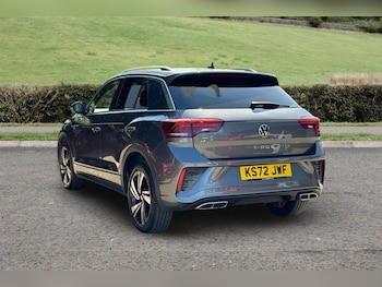 Used Volkswagen T-Roc 2023 for sale - 78424110: Photo