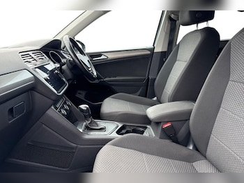 Used Volkswagen Tiguan Allspace 2020 for sale - 76982308: Photo