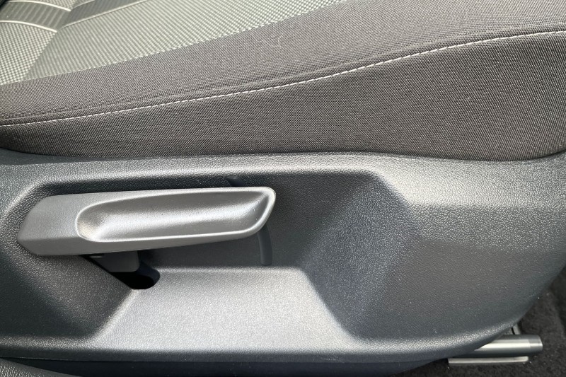 Used Volkswagen T-Roc 2024 for sale - 76981420: Photo 14