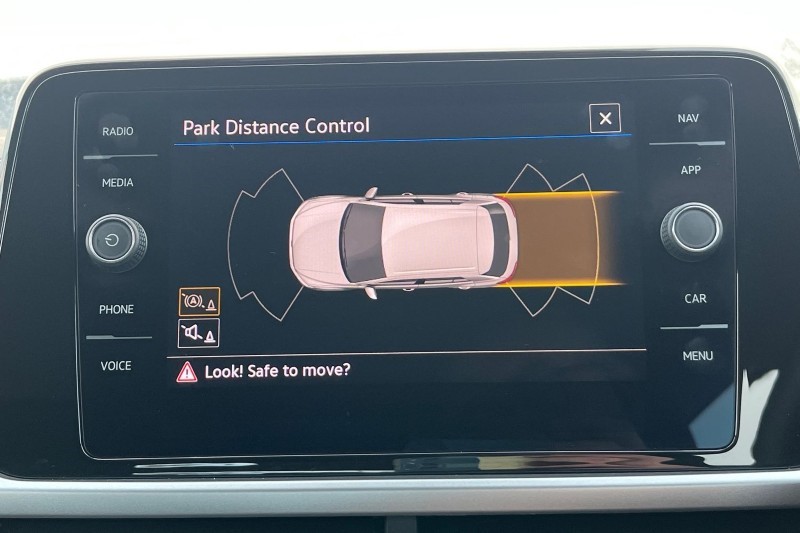 Used Volkswagen T-Roc 2024 for sale - 76981420: Photo 23