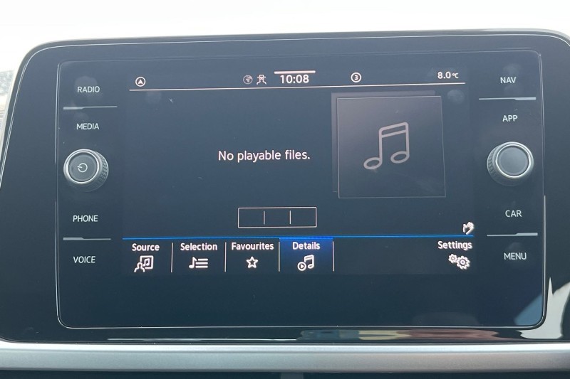 Used Volkswagen T-Roc 2024 for sale - 76981420: Photo 24