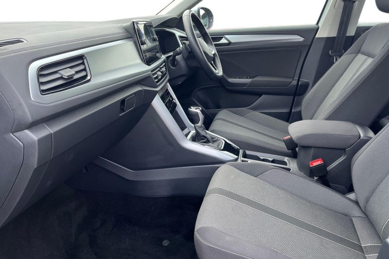 Used Volkswagen T-Roc 2024 for sale - 76981420: Photo 3