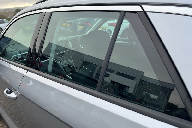 Used Volkswagen T-Roc 2024 for sale - 76981420: Photo 33