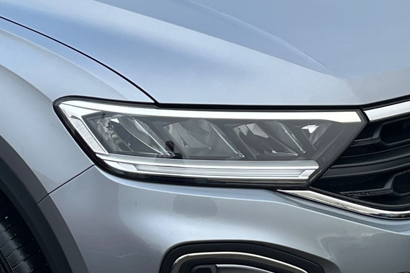 Used Volkswagen T-Roc 2024 for sale - 76981420: Photo 35