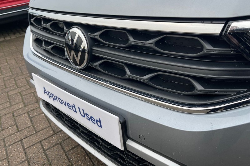 Used Volkswagen T-Roc 2024 for sale - 76981420: Photo 36