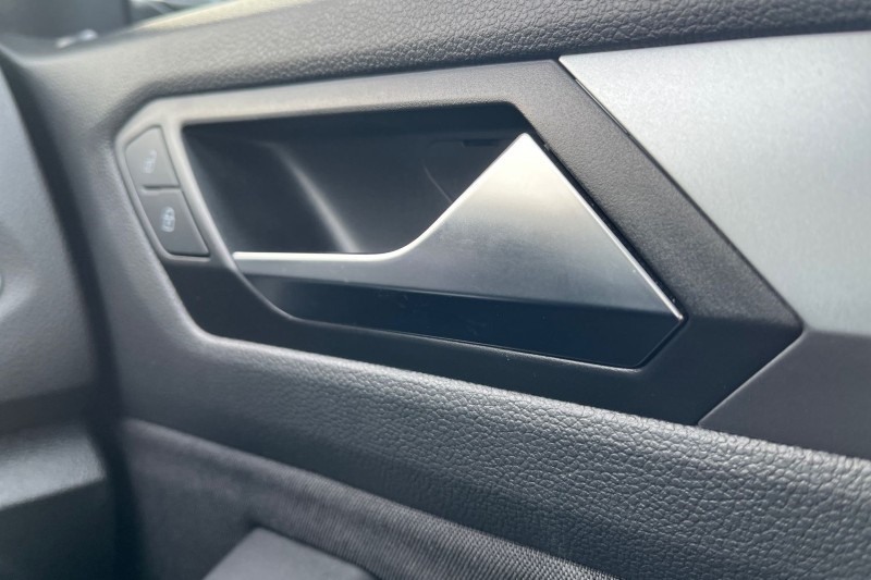 Used Volkswagen T-Roc 2024 for sale - 76981420: Photo 42