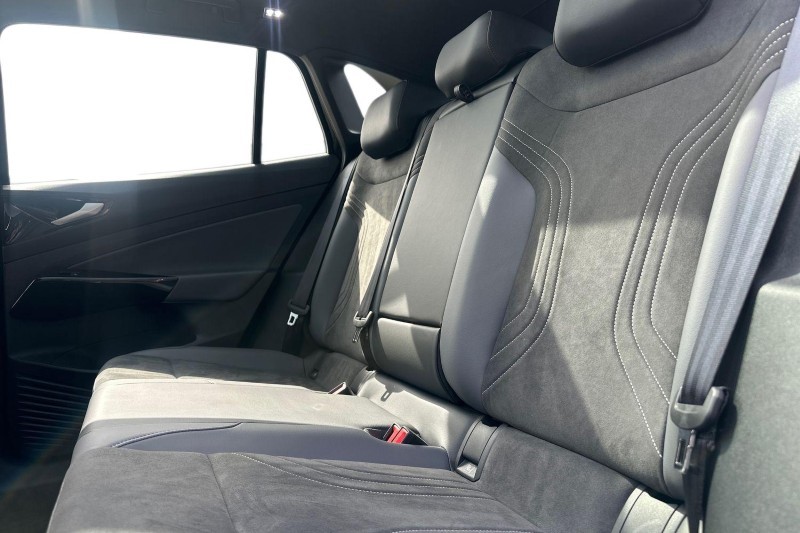 Used Volkswagen ID.4 2025 for sale - 78199152: Photo 5