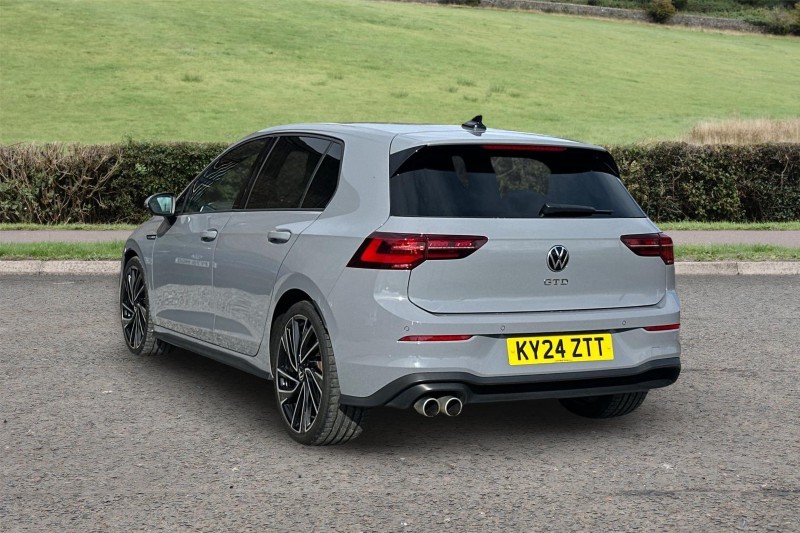 Used Volkswagen Golf 2024 for sale - 77877726: Photo 2