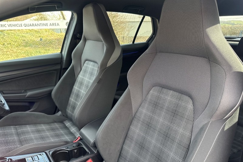 Used Volkswagen Golf 2024 for sale - 77877726: Photo 30