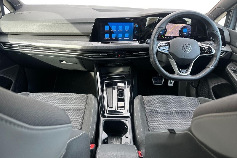 Used Volkswagen Golf 2024 for sale - 77877726: Photo 9