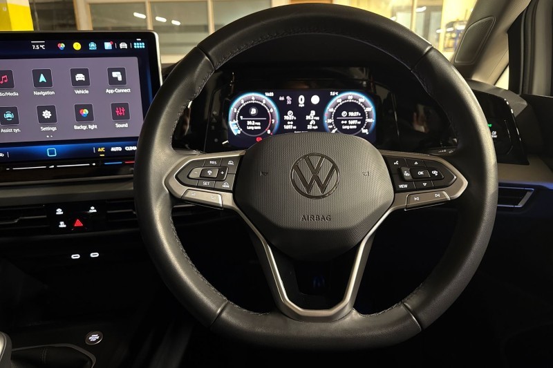 Used Volkswagen Golf 2025 for sale - 76982511: Photo 17