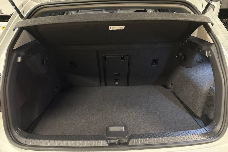 Used Volkswagen Golf 2025 for sale - 76982511: Photo 32