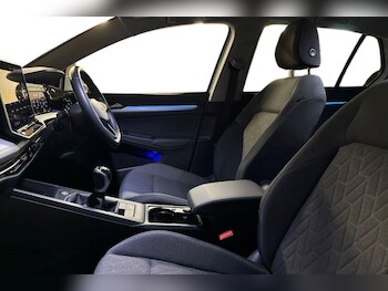 Used Volkswagen Golf 2025 for sale - 76982511: Photo