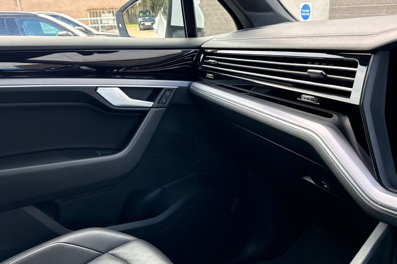 Used Volkswagen Touareg 2023 for sale - 78014750: Photo 28