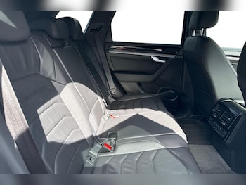 Used Volkswagen Touareg 2023 for sale - 78014750: Photo