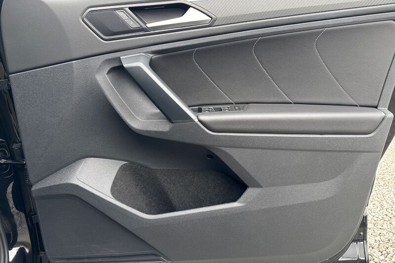 Used Volkswagen Tiguan 2024 for sale - 77700976: Photo 11
