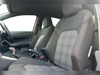 Used Volkswagen Polo 2024 for sale - 78199151: Photo