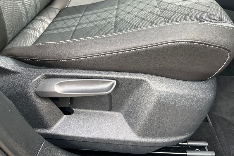 Used Volkswagen T-Roc 2025 for sale - 76981083: Photo 14