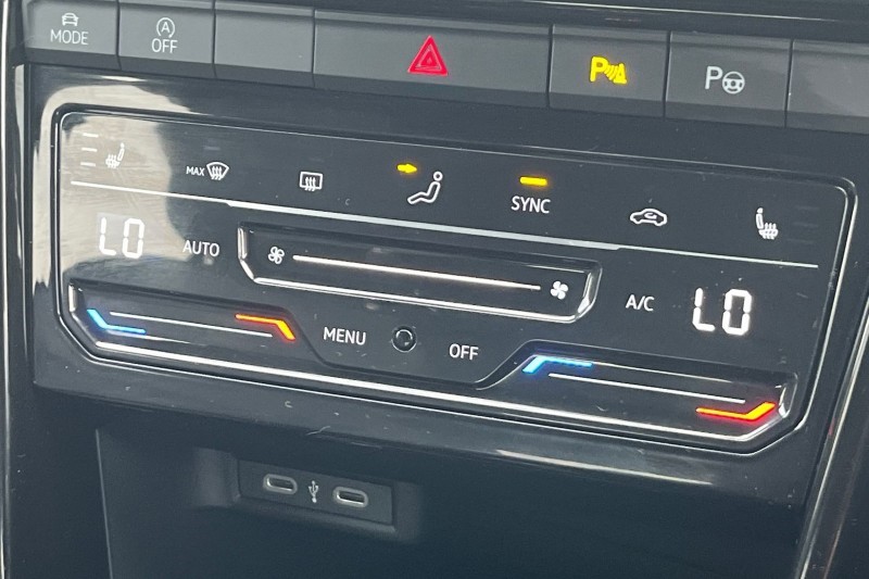 Used Volkswagen T-Roc 2025 for sale - 76981083: Photo 26