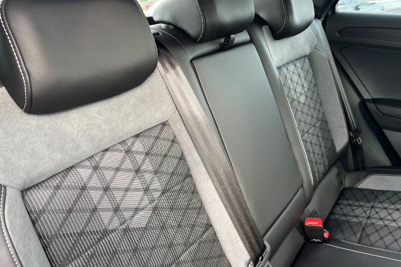 Used Volkswagen T-Roc 2025 for sale - 76981083: Photo 32