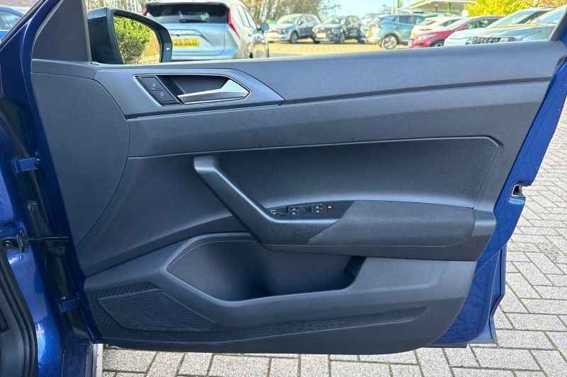 Used Volkswagen Polo 2024 for sale - 76982472: Photo 11