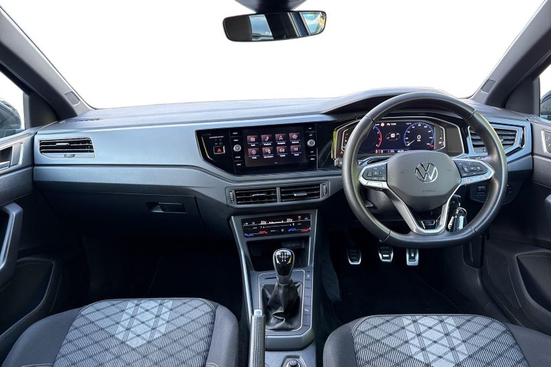 Used Volkswagen Polo 2024 for sale - 76982472: Photo 9