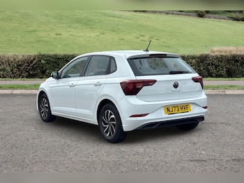 Used Volkswagen Polo 2023 for sale - 79071141: Photo