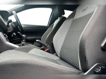 Used Volkswagen Polo 2019 for sale - 77819267: Photo