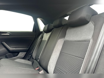 Used Volkswagen Polo 2019 for sale - 77819267: Photo