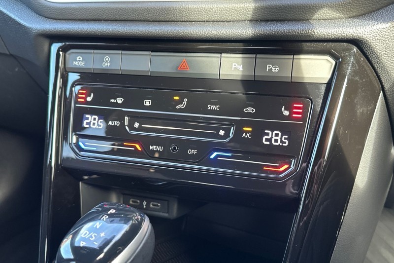 Used Volkswagen T-Roc 2022 for sale - 77834026: Photo 25