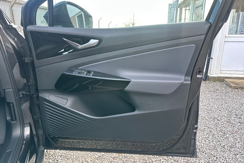 Used Volkswagen ID.4 2022 for sale - 77888356: Photo 11