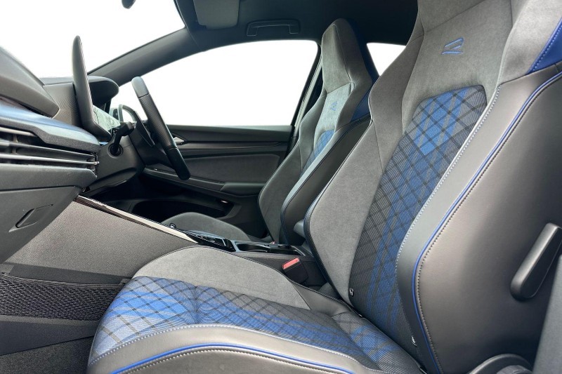 Used Volkswagen Golf 2025 for sale - 77834040: Photo 3