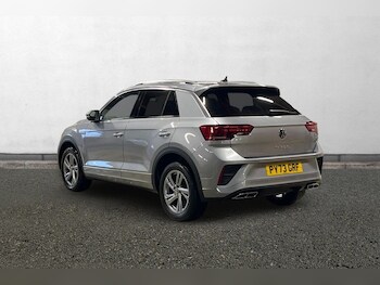 Used Volkswagen T-Roc 2023 for sale - 76981507: Photo