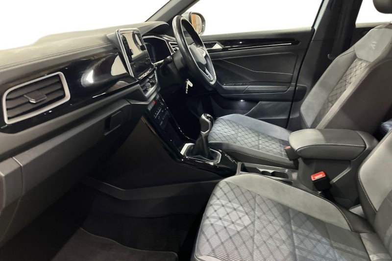 Used Volkswagen T-Roc 2023 for sale - 76981507: Photo 3