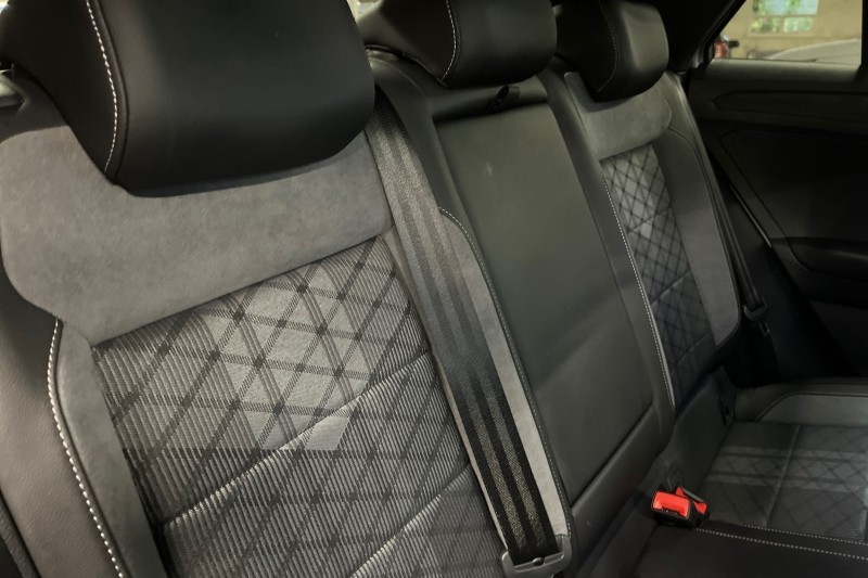 Used Volkswagen T-Roc 2023 for sale - 76981507: Photo 33