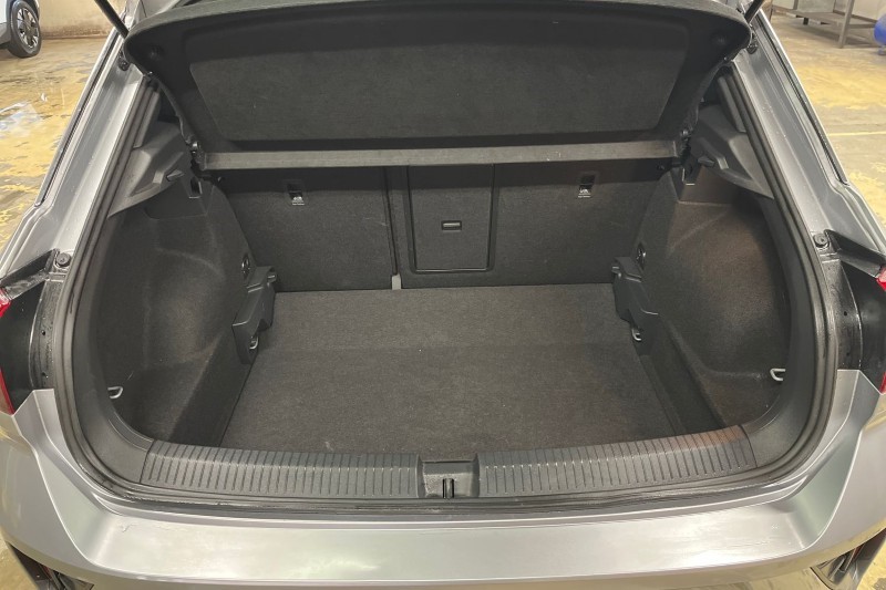 Used Volkswagen T-Roc 2023 for sale - 76981507: Photo 36