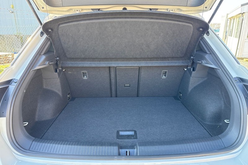 Used Volkswagen T-Roc 2025 for sale - 77732703: Photo 31