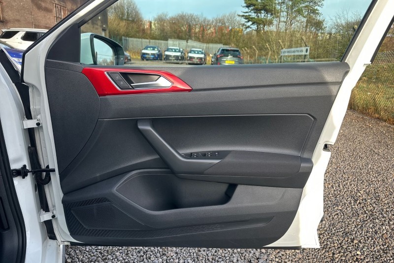 Used Volkswagen Polo 2024 for sale - 77628972: Photo 12