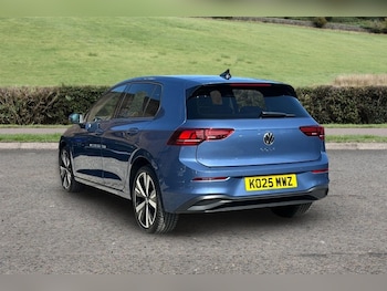 Used Volkswagen Golf 2025 for sale - 78042279: Photo