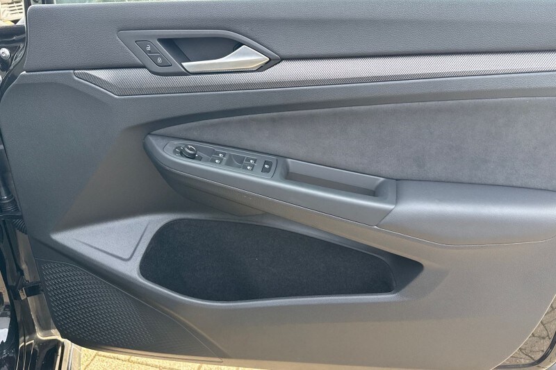 Used Volkswagen Golf 2025 for sale - 77640847: Photo 11