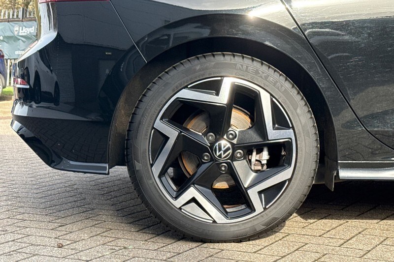 Used Volkswagen Golf 2025 for sale - 77640847: Photo 8